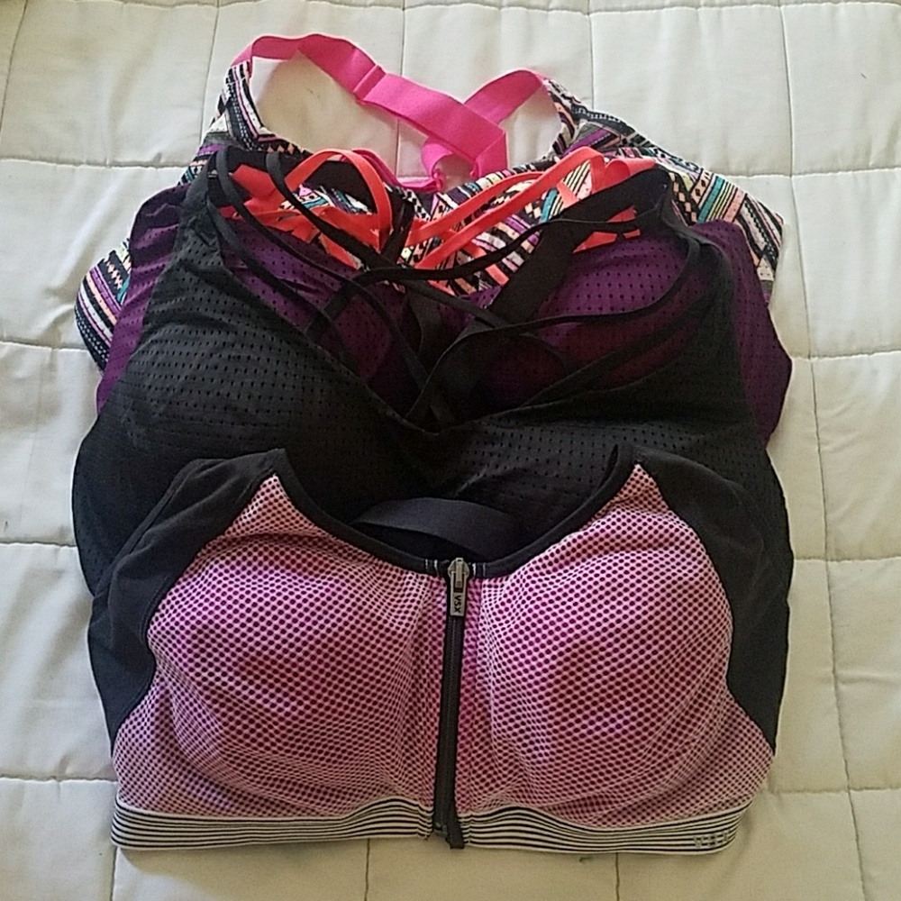 4 Victoria secret sport bras